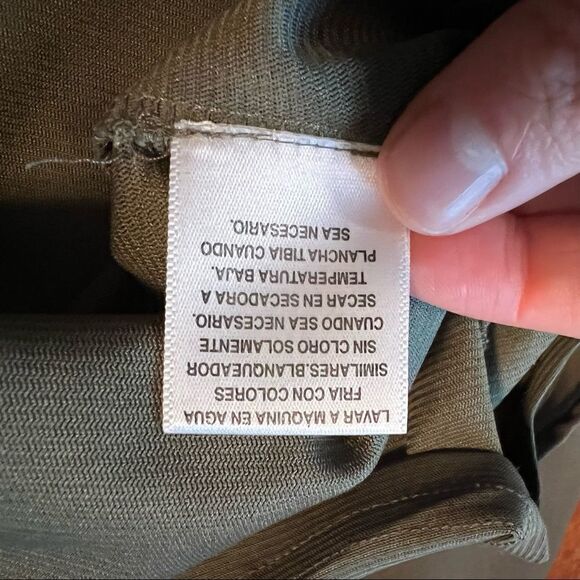 Bar III olive long sleeve dress with pockets! - Picture 7 of 10